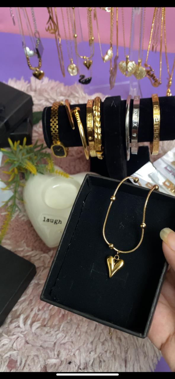 Heart drop necklace❤️✨